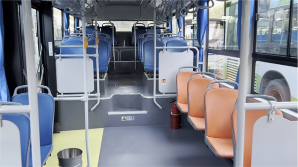 綠色低碳城，吉利星際氫燃料電池城市客車交付攀枝花