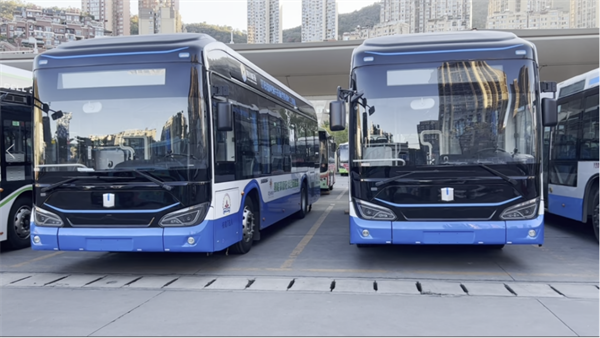 綠色低碳城，吉利星際氫燃料電池城市客車交付攀枝花